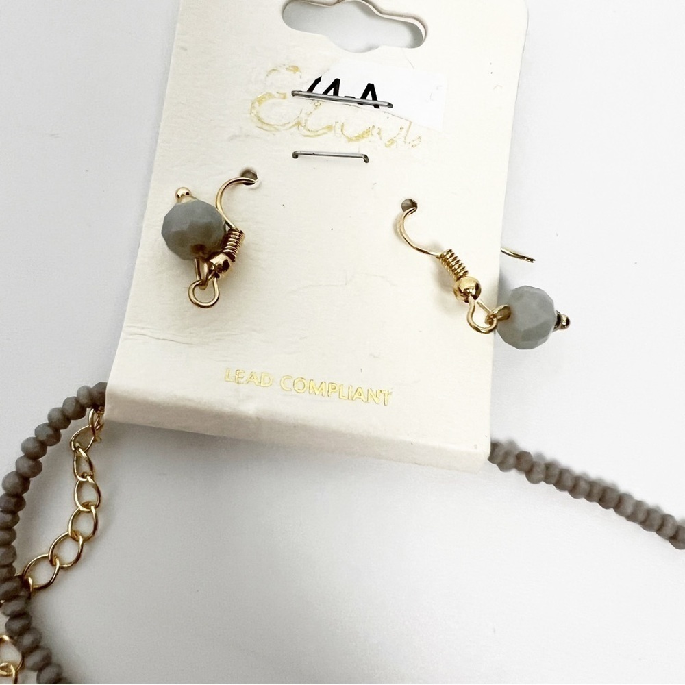 NWT Ella's Earrings and necklace with feather and tassel - Picture 4 of 5